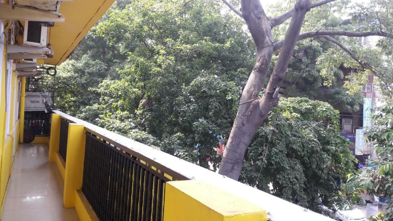 Bunk Hostel Delhi Neu-Delhi Exterior foto
